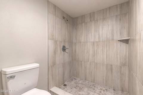 275 Indigo Drive #204, Daytona Beach FL - photo 15 of 31