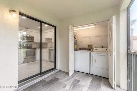 275 Indigo Drive #204, Daytona Beach FL - photo 22 of 31