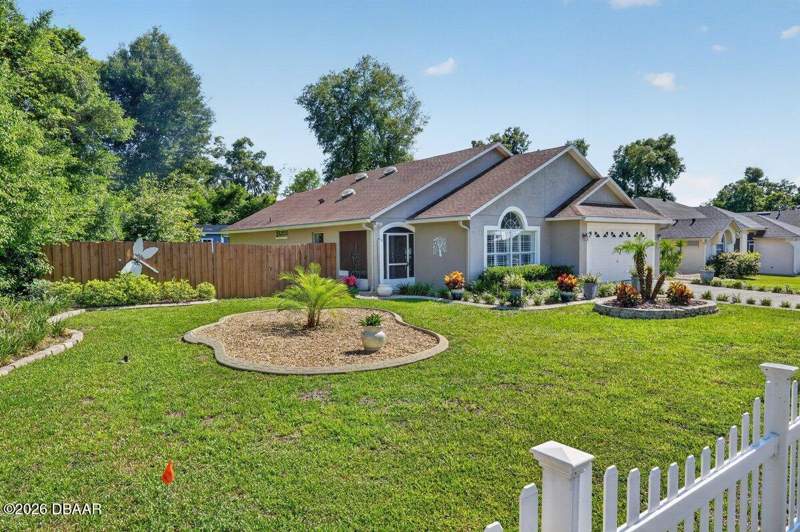 3 bedroom Single Family Residence at 614 John Thomas Avenue, Not In Subdivision, DeLand — photo 4
