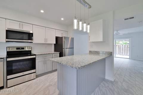 2200 S Palmetto Avenue #b030, South Daytona FL - photo 9 of 25