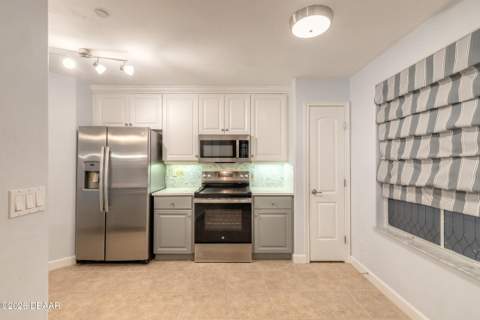 424 Luna Bella Lane #415, New Smyrna Beach FL - photo 11 of 46