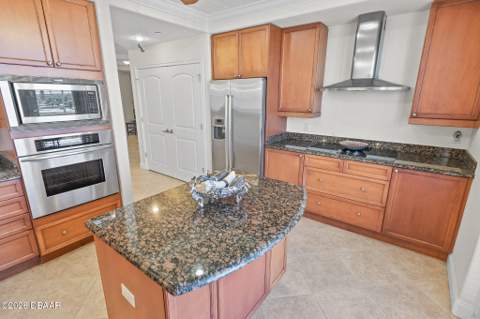 2515 S Atlantic Avenue #301, Daytona Beach Shores FL - photo 20 of 54