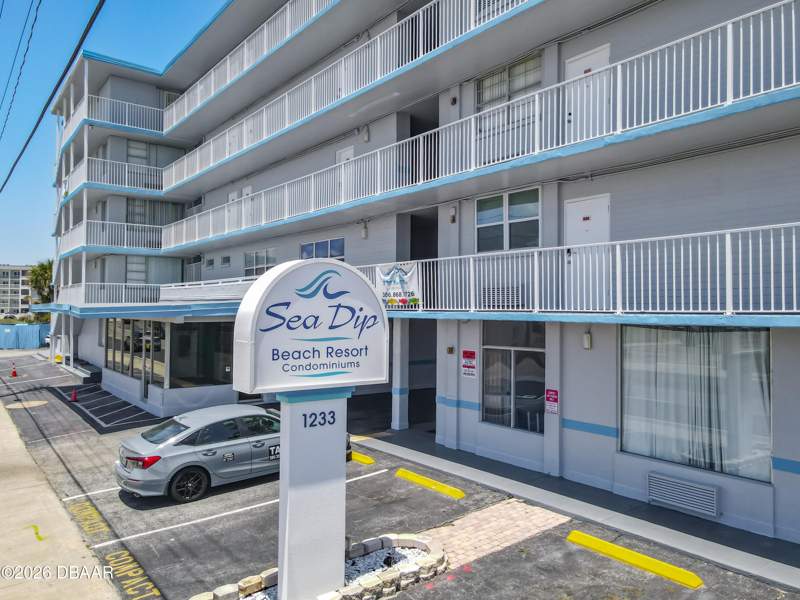 0 bedroom Condotel at 1233 S Atlantic Avenue #102, Sea Dip Resort, Daytona Beach — photo 2