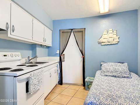 1233 S Atlantic Avenue #102, Daytona Beach FL - photo 18 of 41