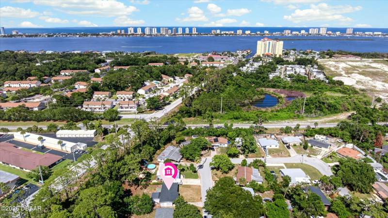 3 bedroom Single Family Residence at 538 Brook Circle, Oak Lea Village, South Daytona — photo 2