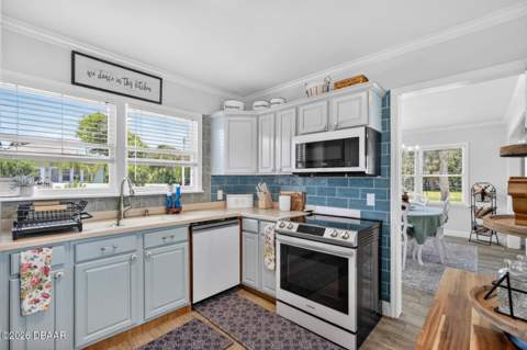 731 N Oleander Avenue, Daytona Beach FL - photo 12 of 41