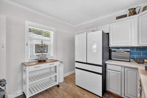731 N Oleander Avenue, Daytona Beach FL - photo 14 of 41