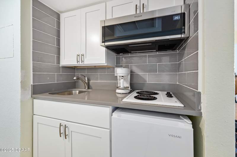 1 bedroom Condominium at 2301 S Atlantic Avenue #320, Not In Subdivision, Daytona Beach Shores — photo 5