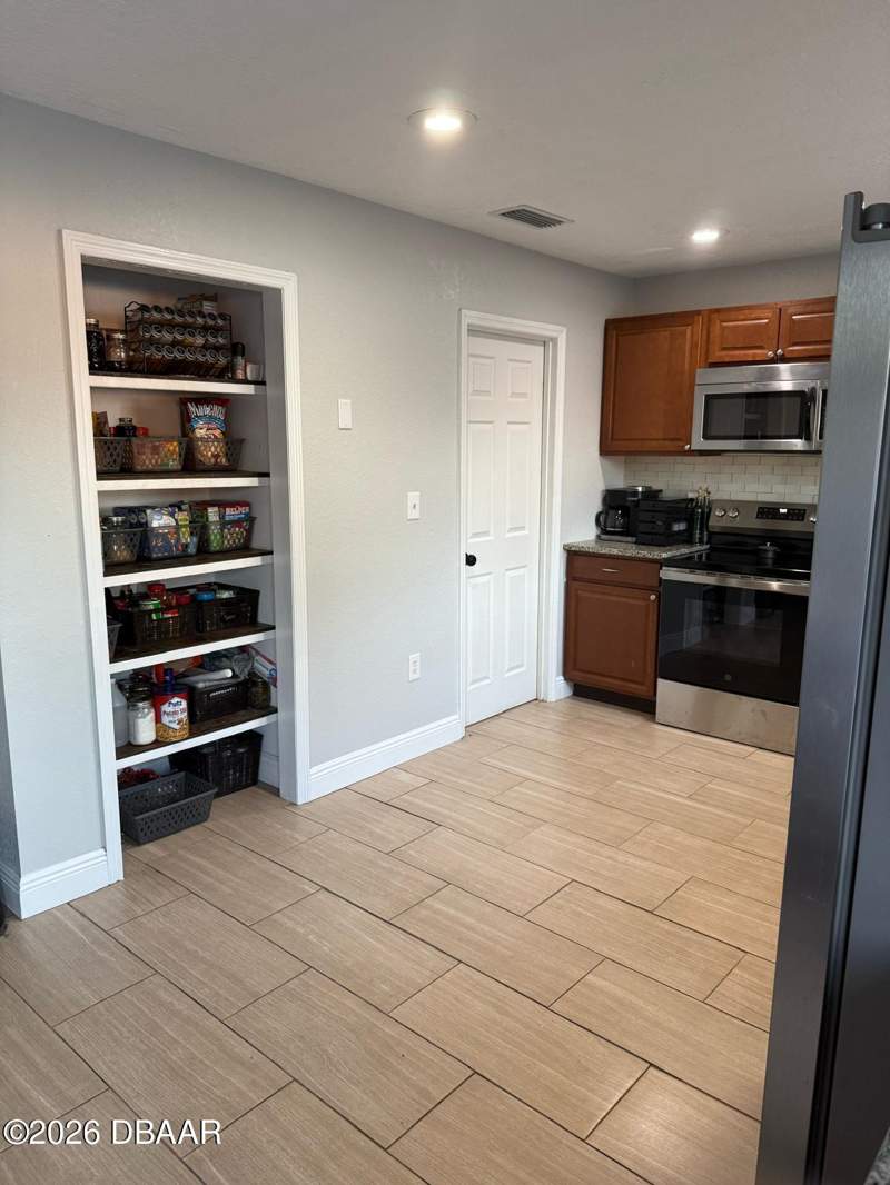 4 bedroom Single Family Residence at 1540 Jupiter Avenue, Deltona Lakes, Deltona — photo 5