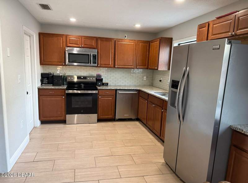 4 bedroom Single Family Residence at 1540 Jupiter Avenue, Deltona Lakes, Deltona — photo 3