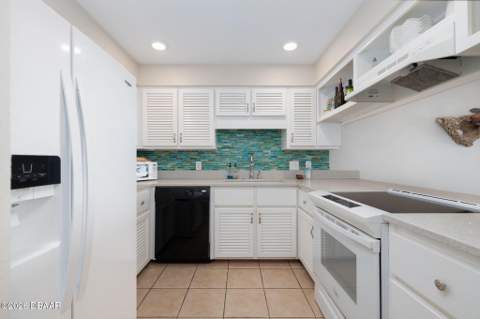 2222 Ocean Shore Boulevard #403B, Ormond Beach FL - photo 11 of 30