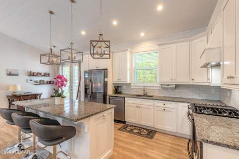 1107 S Orange Street, New Smyrna Beach FL - photo 12 of 46