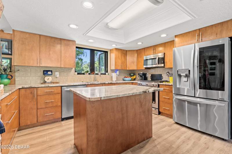 5 bedroom Single Family Residence at 6015 Trailwood Drive, Cambridge, Port Orange — photo 4