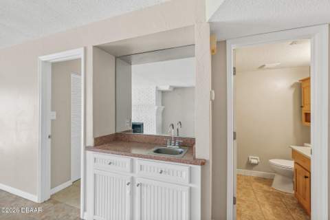 3390 Ocean Shore Boulevard #105, Ormond Beach FL - photo 19 of 59
