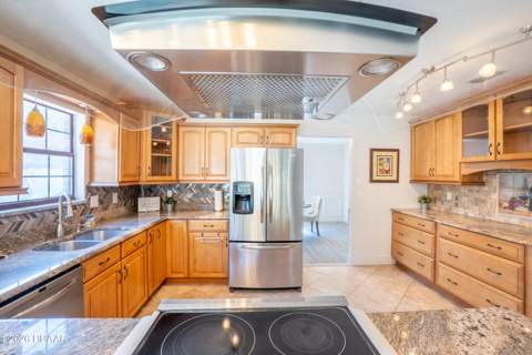 21 Fox Hollow Drive, Ormond Beach FL - photo 9 of 54