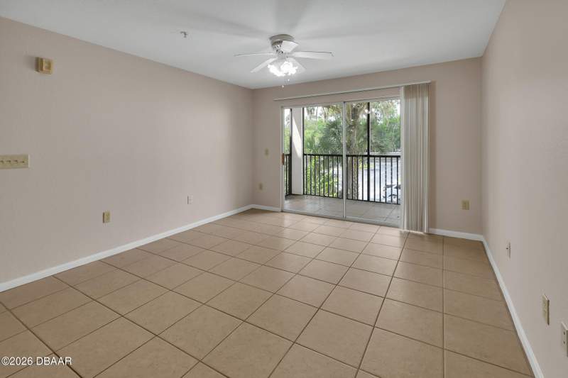 3 bedroom Condominium at 940 Village Trail #3-201, Villaggio On The Lakes Condo, Port Orange — photo 2