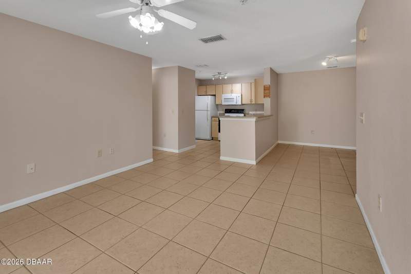 3 bedroom Condominium at 940 Village Trail #3-201, Villaggio On The Lakes Condo, Port Orange — photo 4
