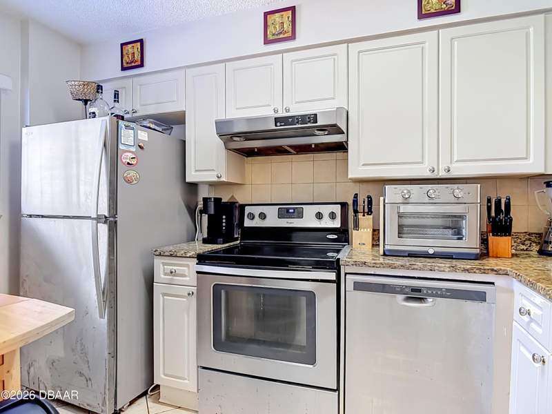 2 bedroom Condominium at 145 N Halifax Avenue #304, Harbor View Condo, Daytona Beach — photo 5