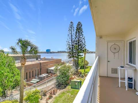 145 N Halifax Avenue #304, Daytona Beach FL - photo 11 of 24