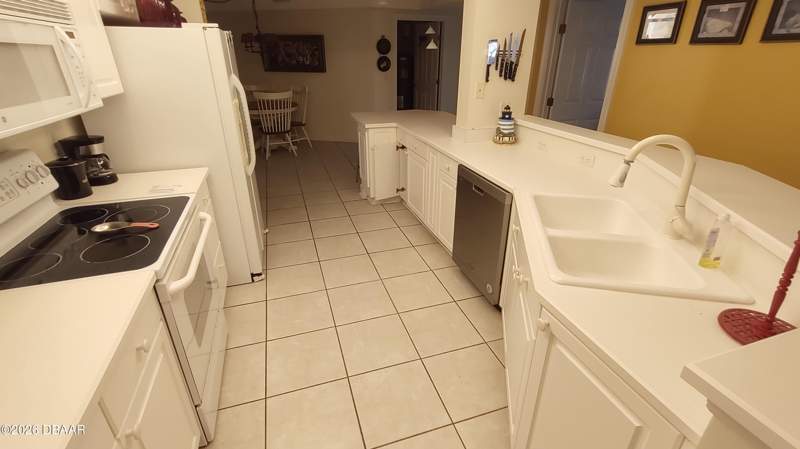 3 bedroom Condominium at 2055 S Atlantic Avenue #303, Towers Grande Condo, Daytona Beach — photo 5