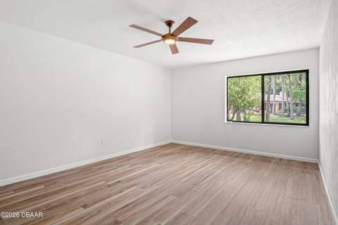 138 Fox Fire Circle, Daytona Beach FL - photo 19 of 43