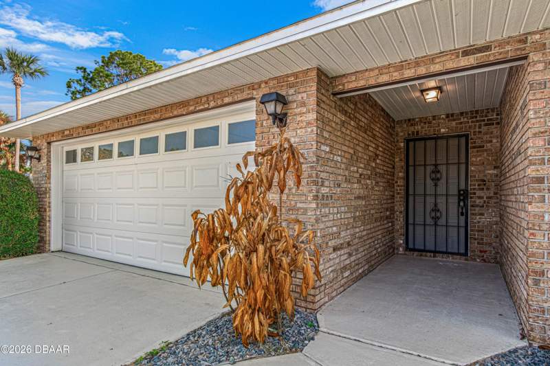 3 bedroom Single Family Residence at 108 Loon Court, Pelican Bay, Daytona Beach — photo 4
