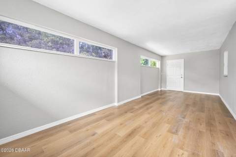 1112 Lakewood Park Drive, Daytona Beach FL - photo 15 of 42