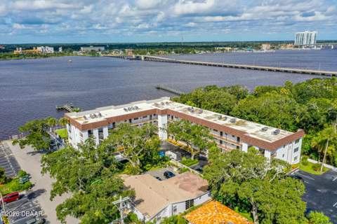 118 S Halifax Avenue #208, Daytona Beach FL - photo 15 of 30