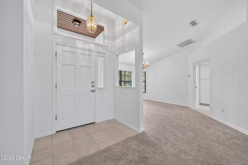 3 bedroom Single Family Residence at 105 Chickadee Court, Pelican Bay, Daytona Beach — photo 4
