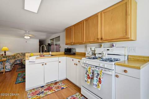 156 Iron Gate Circle, Port Orange FL - photo 11 of 30