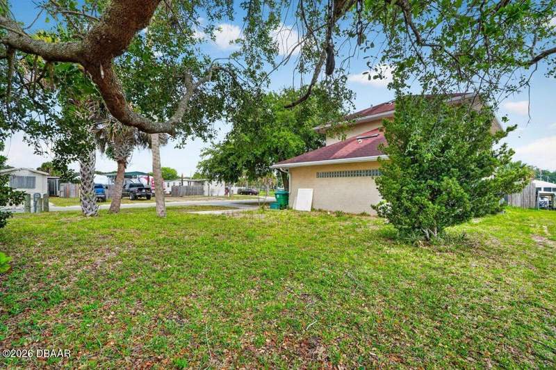 2 bedroom Single Family Residence at 124 Randle Avenue, Indian Harbor, Oak Hill — photo 4