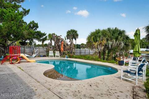 124 Randle Avenue, Oak Hill FL - photo 6 of 87