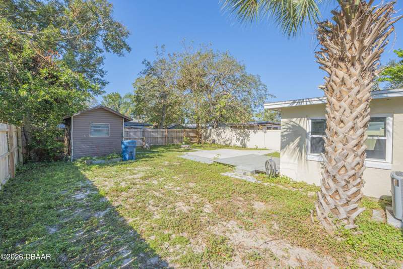 2 bedroom Single Family Residence at 1332 Granada Avenue, Highland Park, Daytona Beach — photo 2