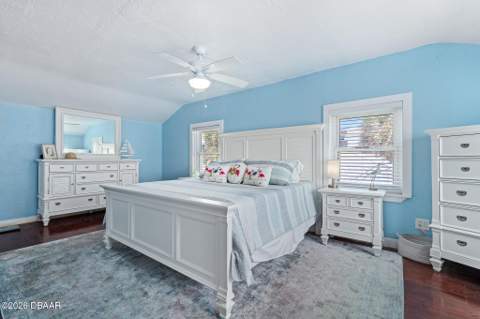 129 S Wild Olive Avenue, Daytona Beach FL - photo 15 of 42