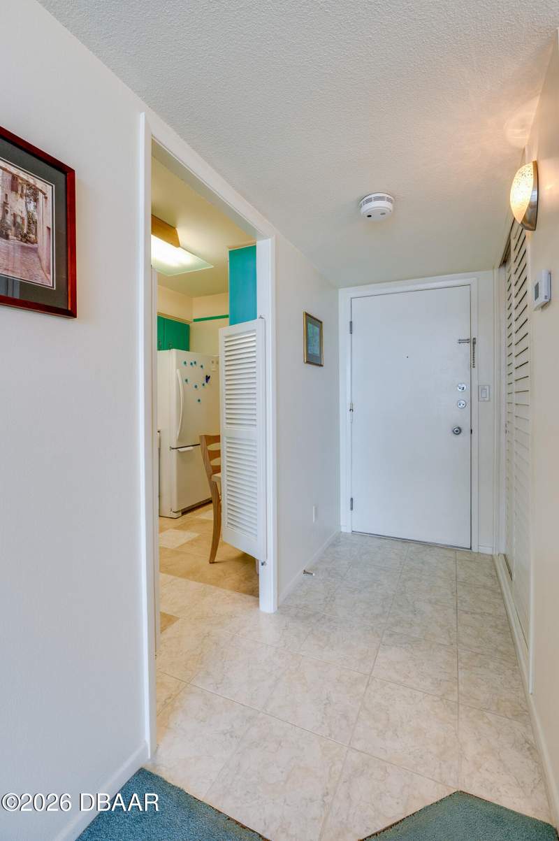1 bedroom Condominium at 2800 N Atlantic Avenue #1009, Daytona Beach Ocean Towers, Daytona Beach — photo 5