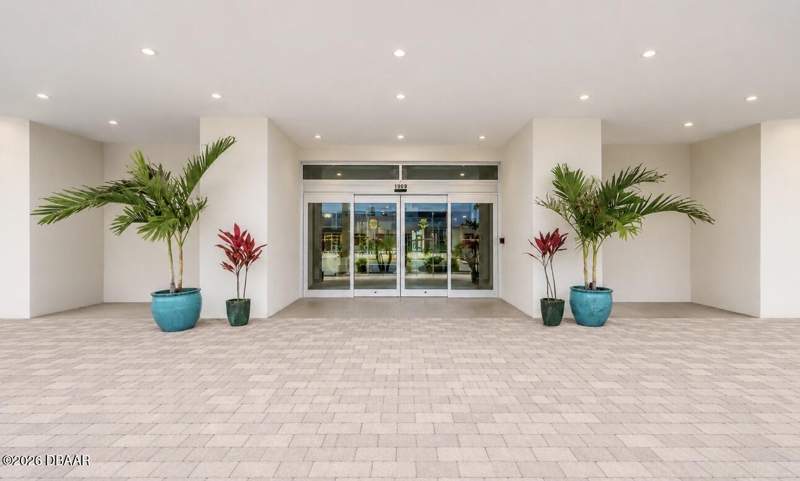 0 bedroom Condotel at 1909 S Atlantic Avenue #414, Oceanside Inn, Daytona Beach — photo 2