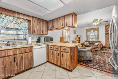 2970 Lagoon Avenue, Deltona FL - photo 12 of 31