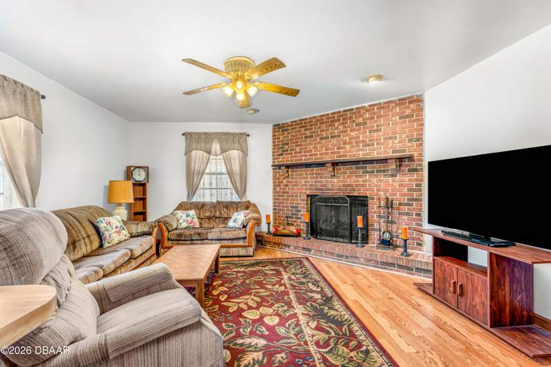 2 bedroom Single Family Residence at 2970 Lagoon Avenue, Deltona, Deltona — photo 5