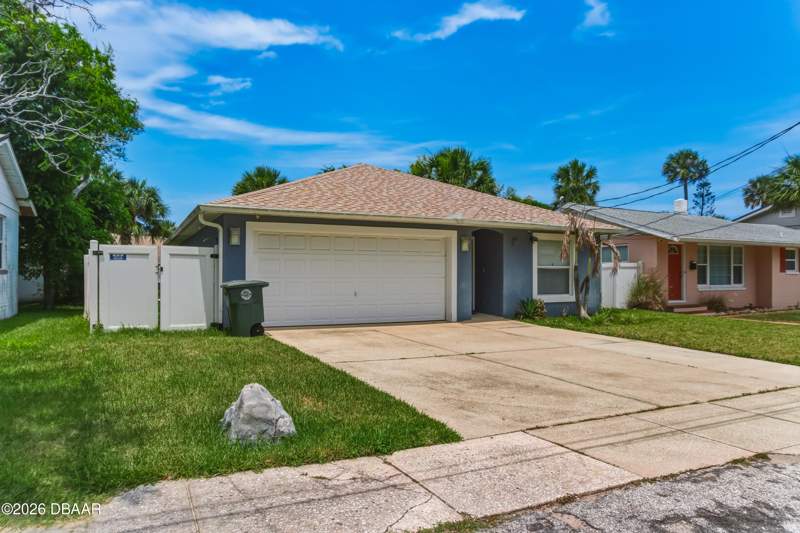 3 bedroom Single Family Residence at 401 Mobile Avenue, Silver Terrace, Daytona Beach — photo 2
