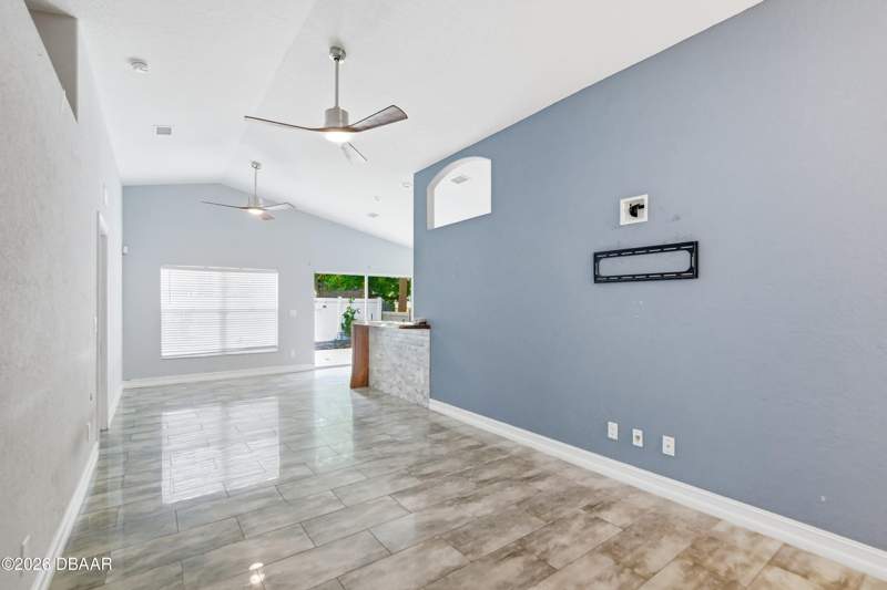 3 bedroom Single Family Residence at 401 Mobile Avenue, Silver Terrace, Daytona Beach — photo 5