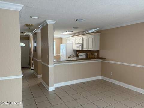 480 Reed Canal Road #10, South Daytona FL - photo 7 of 24