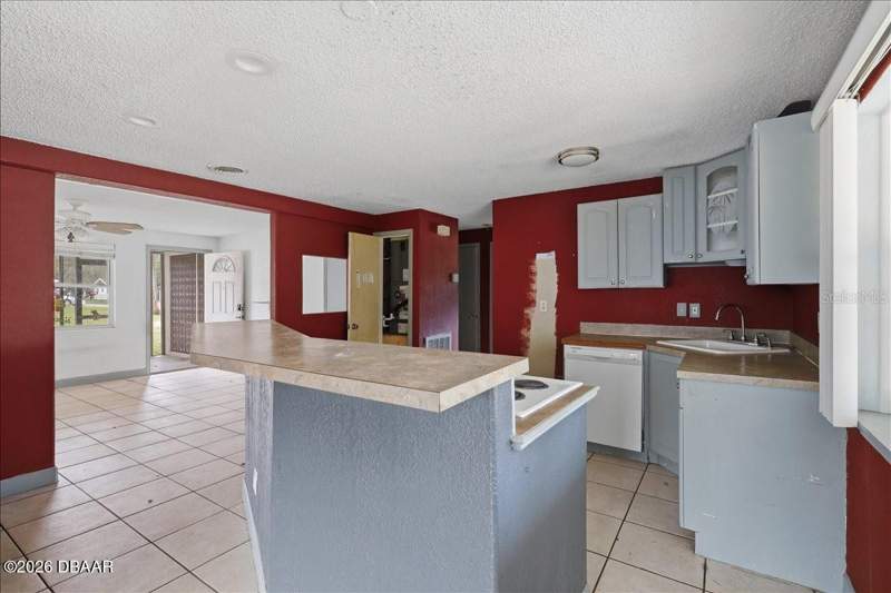 3 bedroom Single Family Residence at 2605 Yale Road, South Daytona, South Daytona — photo 4