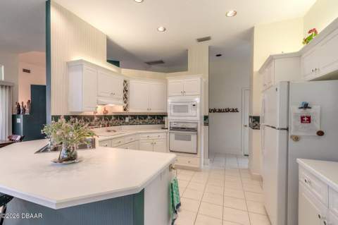 816 Sea Duck Drive, Daytona Beach FL - photo 8 of 24