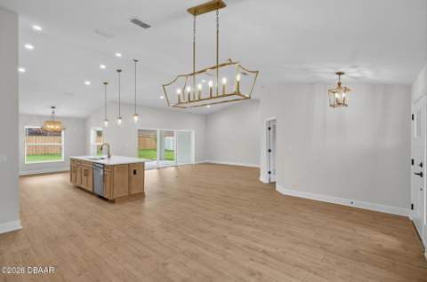 22 Eric Drive, Palm Coast FL - photo 7 of 60