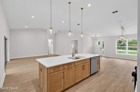 22 Eric Drive, Palm Coast FL - photo 17 of 60