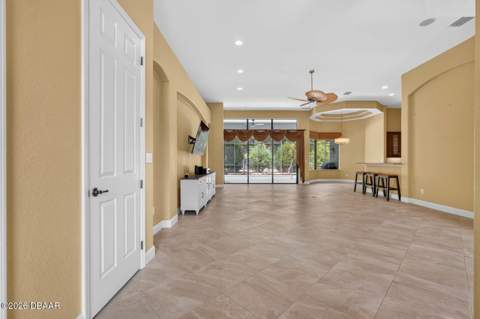 3753 Mayo Circle, Ormond Beach FL - photo 11 of 92