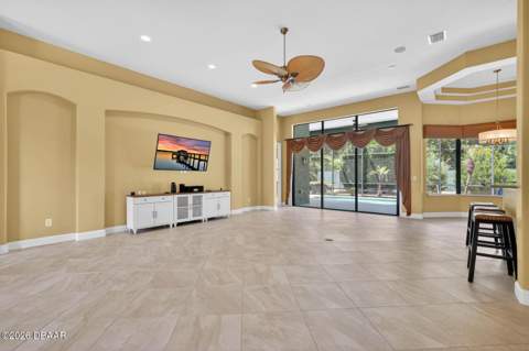 3753 Mayo Circle, Ormond Beach FL - photo 15 of 92