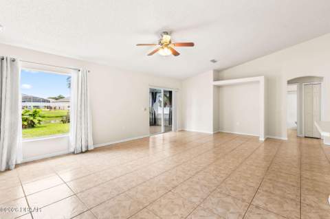 341 Mariners Gate Drive, Edgewater FL - photo 18 of 52