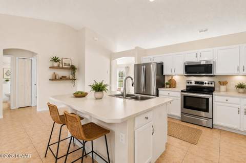 341 Mariners Gate Drive, Edgewater FL - photo 14 of 52