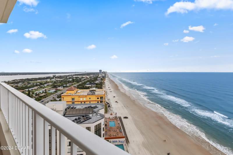 3 bedroom Condominium at 2937 S Atlantic Avenue #2103, Oceans 8 Condo, Daytona Beach Shores — photo 4